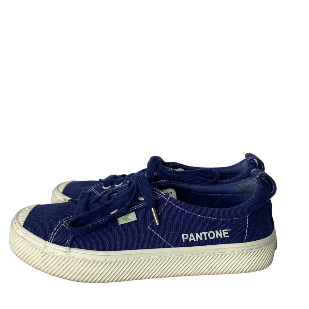 Cariuma x Pantone Oca Low Top Sneakers Blue Size 7 Casual Lace-Up